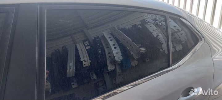 Ситроен C4 седан стекло заднее левое 13 год