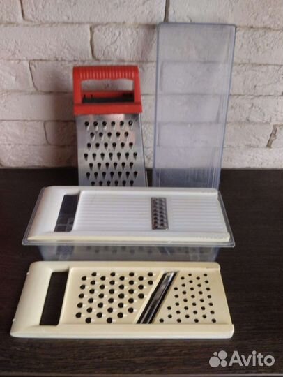 Тёрки,подставка под кружки, ножницы