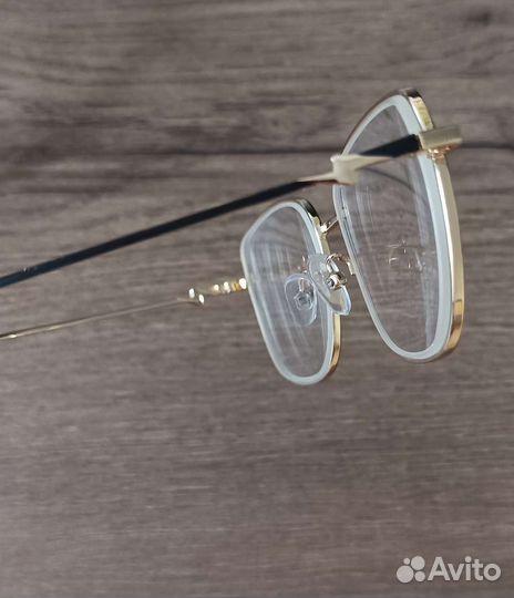 Очки корригирующие -2.5