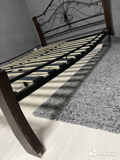 Кровать 140х200