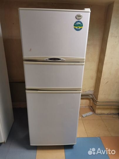 Холодильник goldstar nofrost