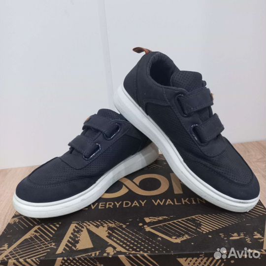 Кроссовки для мальчика