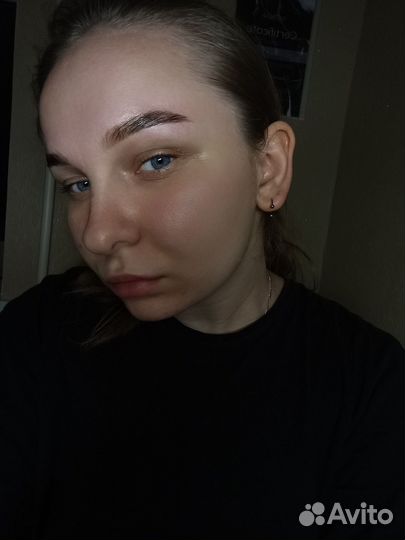 Модель на ламинирование бровей и ресниц