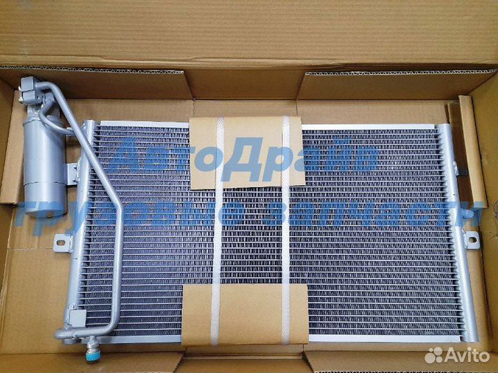 Радиатор кондиционера Ман Ф2000 560х431х16 мм