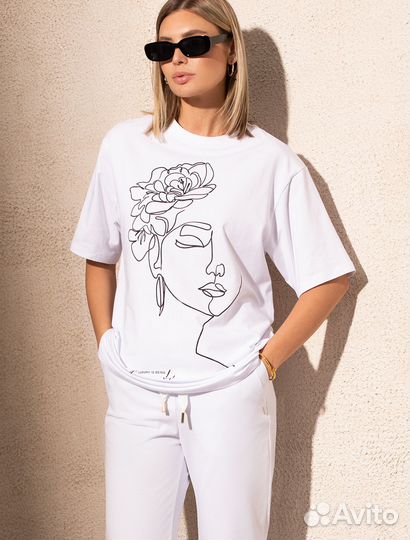 Футболка женская