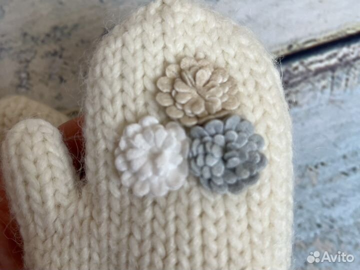 Варежки рукавицы новые на девочку 3-4 года