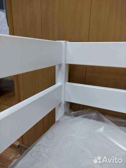 Подростковая кровать 180х90