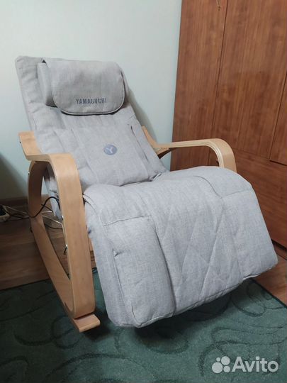 Массажное кресло yamaguchi с капсулой для ног