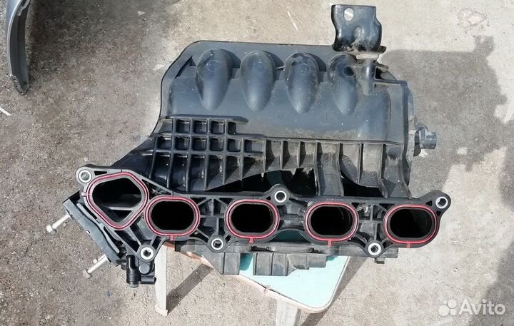 Коллектор honda Stream. 1.8 RSZ (RN7)