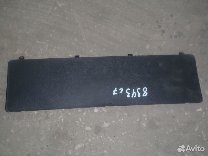 Крышка багажного отделения Toyota RAV4 (XA40)