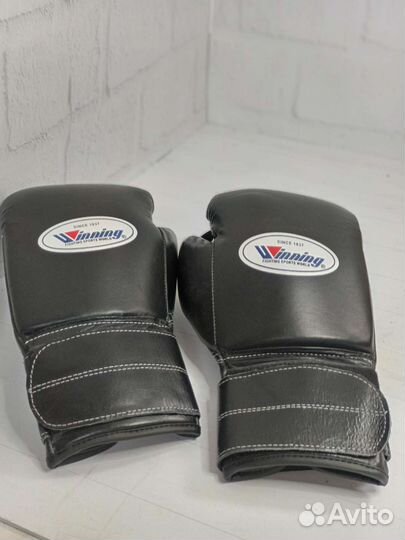 Боксерские перчатки