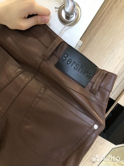 Кожаные брюки bershka