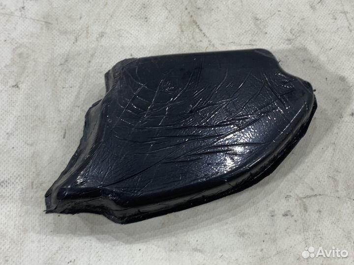 Изолятор капота KIA K5 DL3