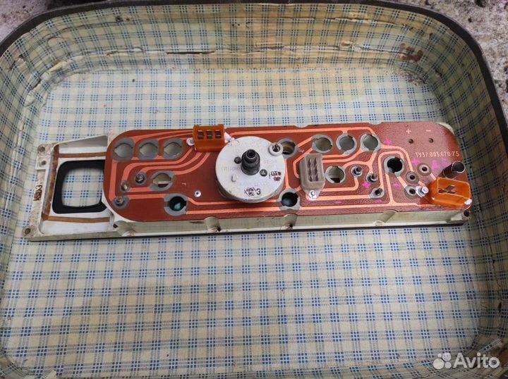 Панель приборов газ 2410