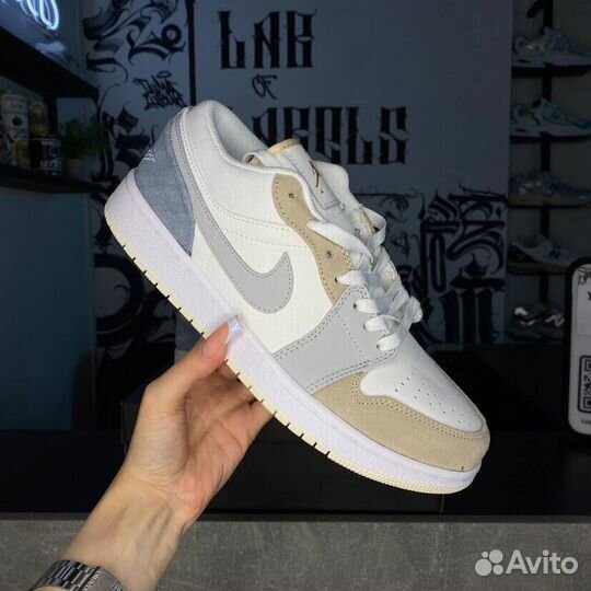 Nike Air Jordan 1 Low Retro Grey-Blue-Cream