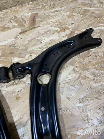 Рычаг передний VAG