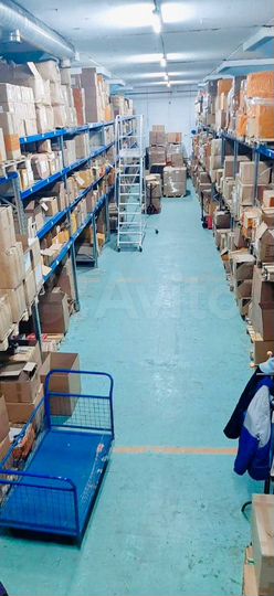 Склад у ТТК с отоплением и стеллажами