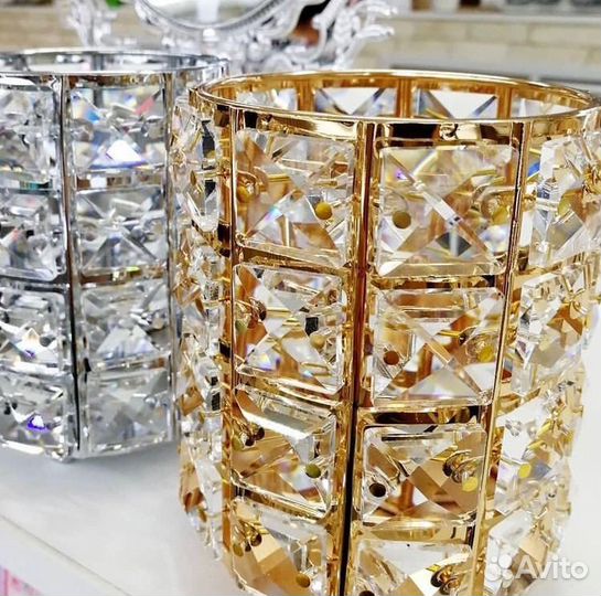 Стакан-подставка для кистей и инструментов