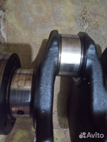 Коленвал Audi 80 90 100 VW passat b3