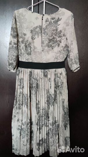 Платье женское 42 44