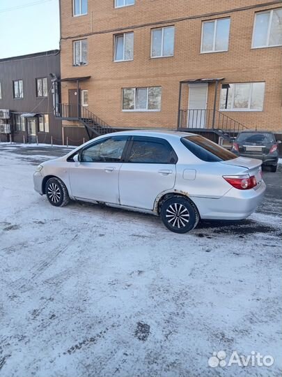 Honda Fit Aria 1.5 CVT, 2005, 331 000 км