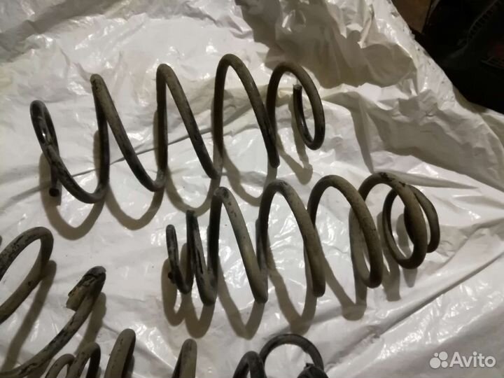 Пружины подвески Opel Vectra C 2008