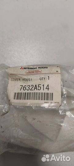 Накладка зеркала правая mitsubishi Pajero Montero