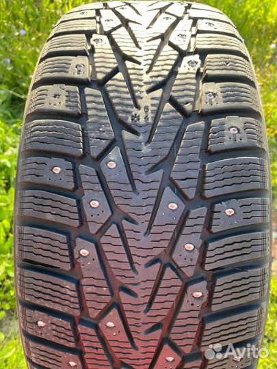 Nokian Tyres Hakkapeliitta 7 215/55 R17