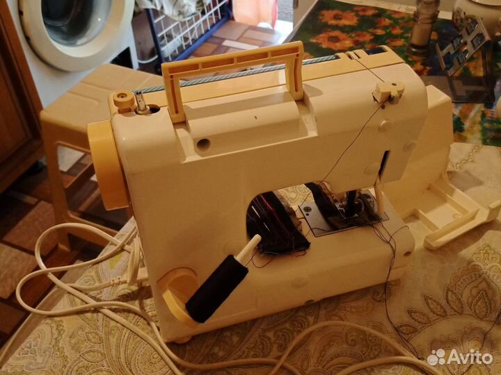 Швейная машинка jaguar 281 mini
