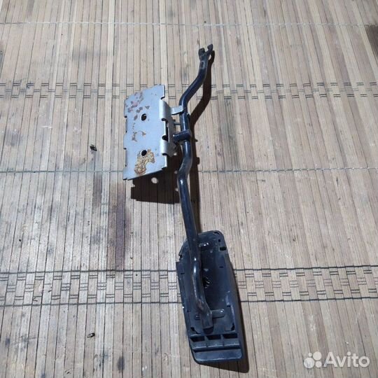 Педаль газа Nissan Sanny седан FB15 QG15 2000