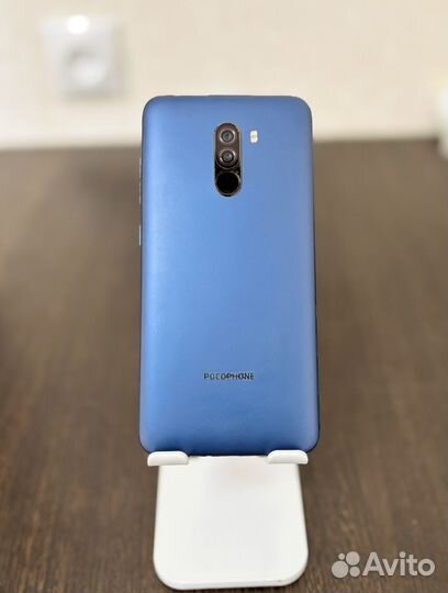 Xiaomi Pocophone F1, 6/64 ГБ