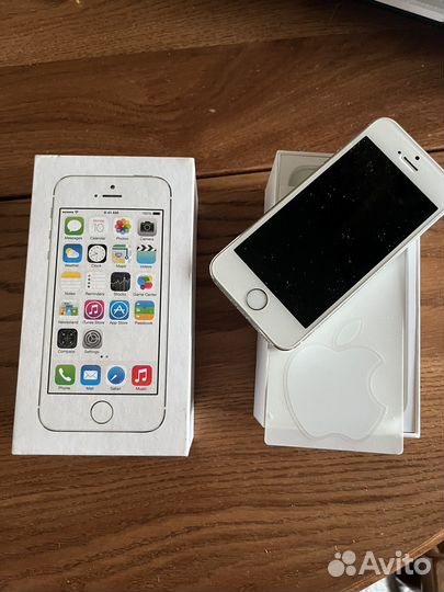 Телефон iPhone 5s
