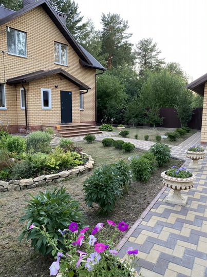 Коттедж 160 м² на участке 10 сот.