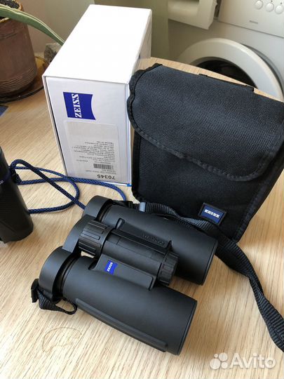 Бинокль Carl Zeiss Conquest 8x30T* made in Hungary