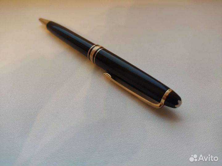 Ручка Montblanc Meisterstuck