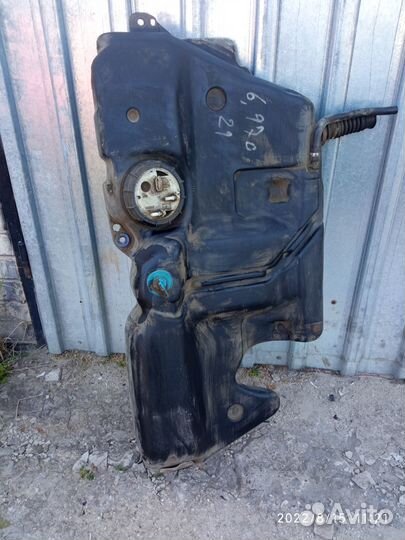 Renaultс scenic 1 бак топливный