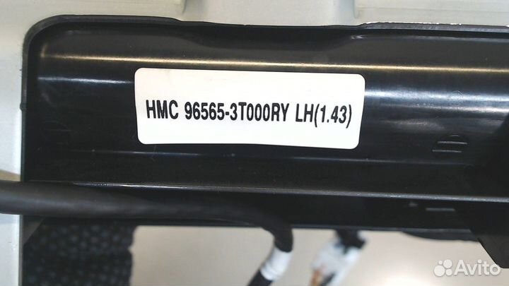 Дисплей мультимедиа Hyundai Equus, 2016