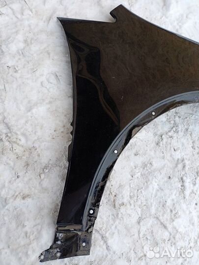 Крыло переднее правое Subaru Tribeca W10 WXF 2008г