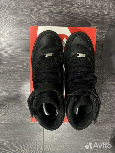 Nike air force 1 mid black