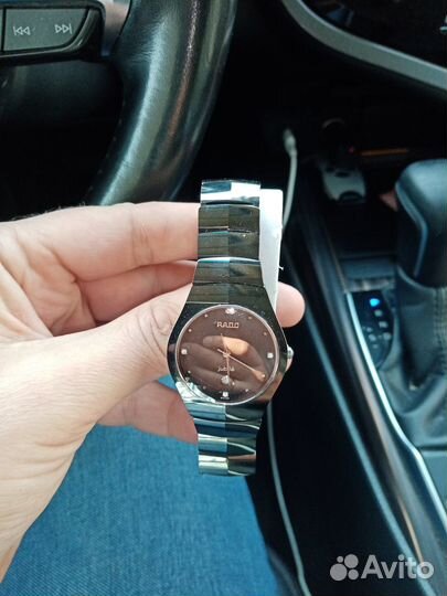 Продаю ручные часы rado