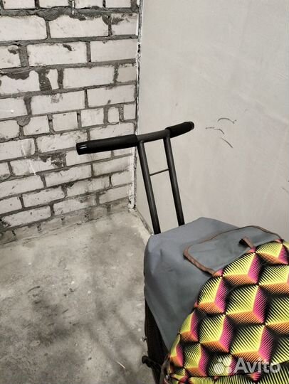 Детский велосипед трехколесный с ручкой бу