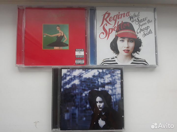 CD рок-музыка (Jack White, Santana, Elton John.)