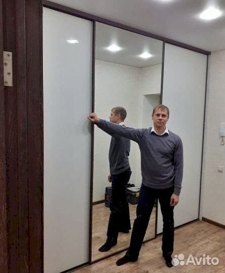 Шкаф распашной