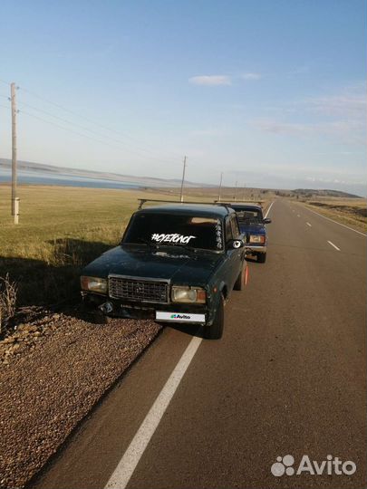 ВАЗ 2107 1.6 МТ, 2001, битый, 40 000 км