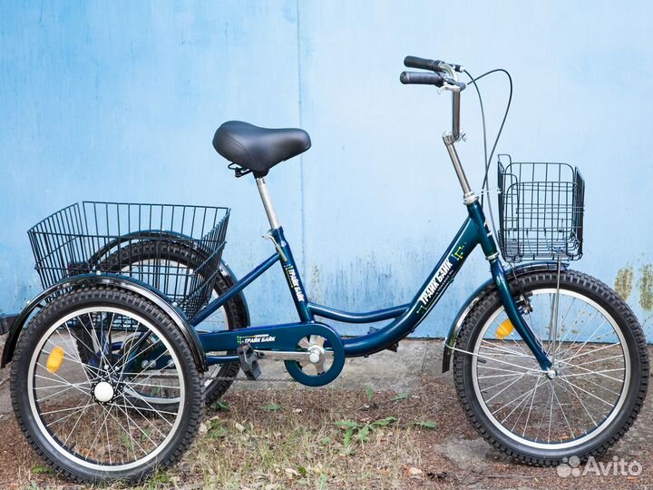 Велосипед трехколесный с 2 корзинками для деревни
