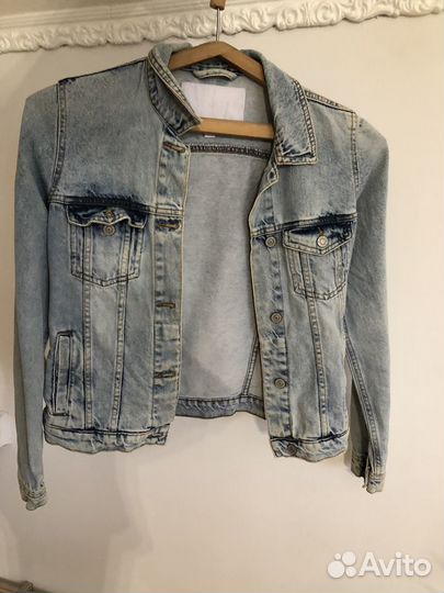Джинсовая куртка