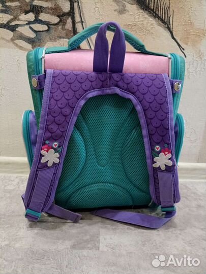 Школьный рюкзак