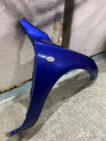 Крыло Mazda3
