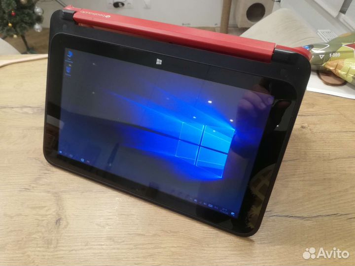 Эксклюзивны ноутбук трансформер Hp c beats audio