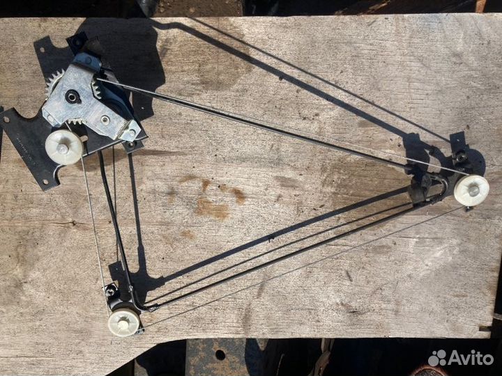 Стеклоподъемный механизм правый Камаз 5320